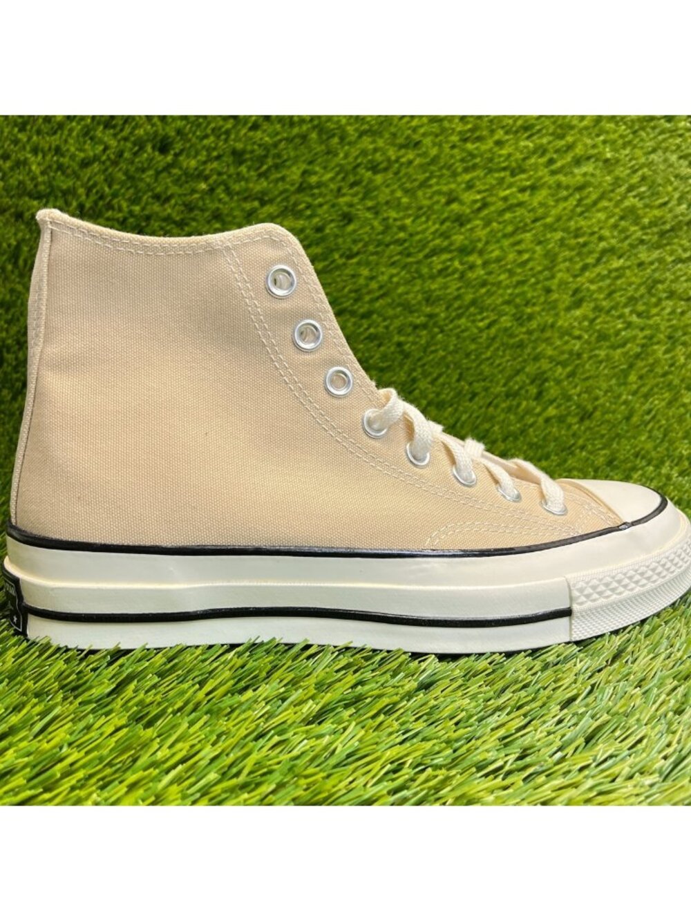 Converse Chuck Taylor All Star 70 Womens Size 8.5 Beige Athletic Shoes Sneakers
